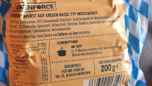 vegane-weisswurst-zutaten-bw-220908-1280x720 Die vegane Weißwurst wird auf der Basis von Erbsenprotein hergestellt.
