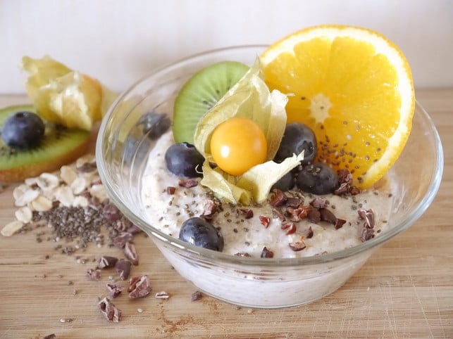 overnight-oats-sind-ein-leichtes-sommer-rezept-da-cc0-pixabay-braetschit-210615_download Overnight Oats sind ein leichtes Sommer-Rezept, das gekühlt am besten schmeckt.