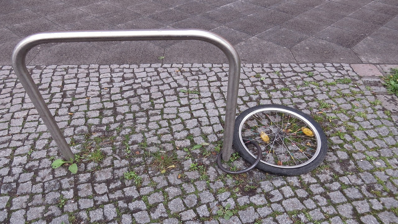 uvex fahrradhelm werksverkauf fürth i-volute MIPS Category:Fahrradbekleidung_City  Urban  Trekking Color:Black&Grey Café Berlin Mitte –