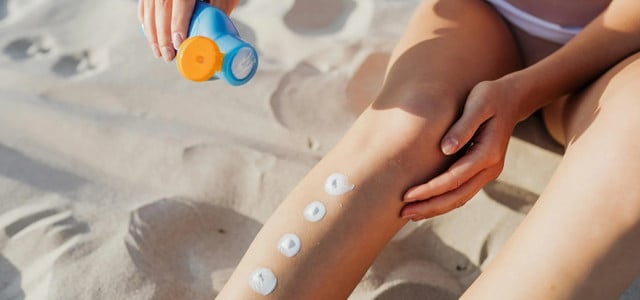 Sonnencreme: Welche schützt zuverlässig? Öko-Test prüft 26 Sonnencremes.