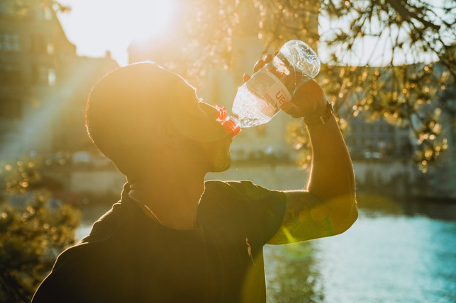 verzichte-auf-produkte-wie-einwegplastik-um-deine-cc0-pixabay-peggy_marco-230329_download Verzichte auf Produkte wie Einwegplastik, um deinen Wasserfußabdruck zu reduzieren.