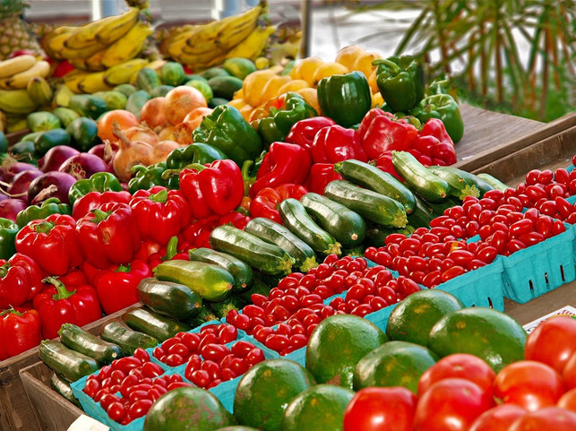 eine-ausgewogene-ernaehrung-beugt-dem-naehrstoffmang-cc0-pixabay-raggio5-180428_download Eine ausgewogene Ernährung beugt dem Nährstoffmangel vor.
