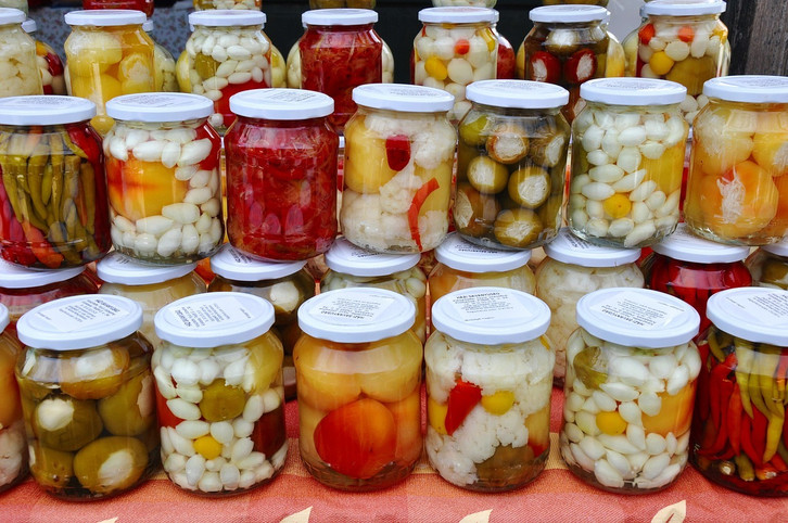 Eingelegtes Gemüse: Grundprinzip und leckere Rezepte