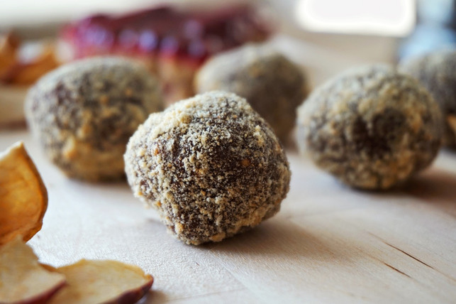 chokladbollar-sind-ein-schwedischer-rohkost-klassi-cc0-pixabay-anasegota-180519_download Chokladbollar sind ein schwedischer Rohkost-Klassiker.