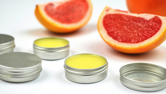 lippenbalsam-teaser-diy-monochrome-b-151207-1280x848 DIY Lippenbalsam selber machen