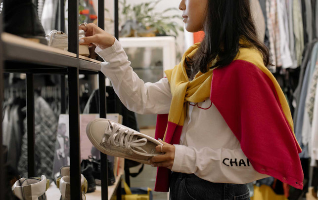 Schuhe gebraucht kaufen: clever oder schädlich? Schuhe gebraucht kaufen: clever oder schädlich?