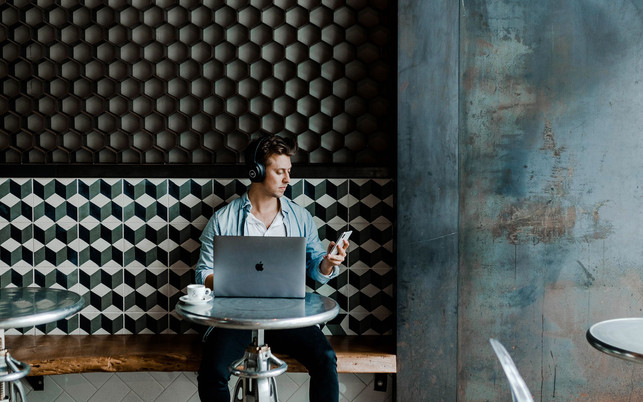 austin-distel-unsplash_1280_800px Recherchiere bevor du ein Impact Investment tätigst