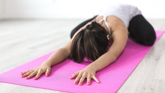 Yoga-Zubehör: Das brauchst du fürs Training 