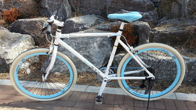 ein-hochwertiges-sportrad-ist-mit-einer-fahrradver-cc0pixabaysonghyun-180612_download Ein hochwertiges Sportrad ist mit einer Fahrradversicherung gut versichert.