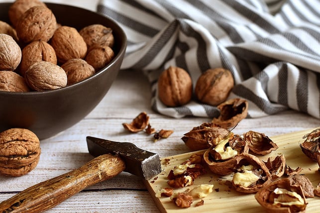 nussschnecken-schmecken-mit-walnuessen-besonders-gu-cc0-pixabay-marijana1-200803_download Nussschnecken schmecken mit Walnüssen besonders gut.