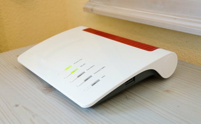 du-kannst-statt-wlan-auch-auf-eine-kabelverbindung-cc0-pixabay-usa-reiseblogger-210809_download Du kannst statt WLAN auch auf eine Kabelverbindung zurückgreifen, um die WLAN-Strahlung zu reduzieren.