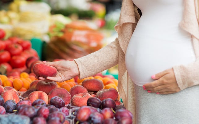 vegan-leben-schwangerschaft-w-Syda-Productions-190515-1280x800 vegane Ernährung Schwangerschaft