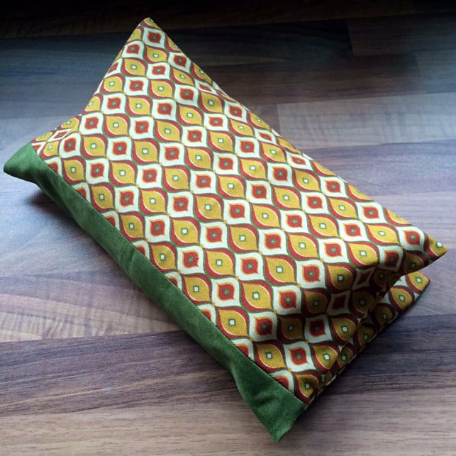 Wickel-Clutch selber machen Die fertige Clutch zugeklappt von außen