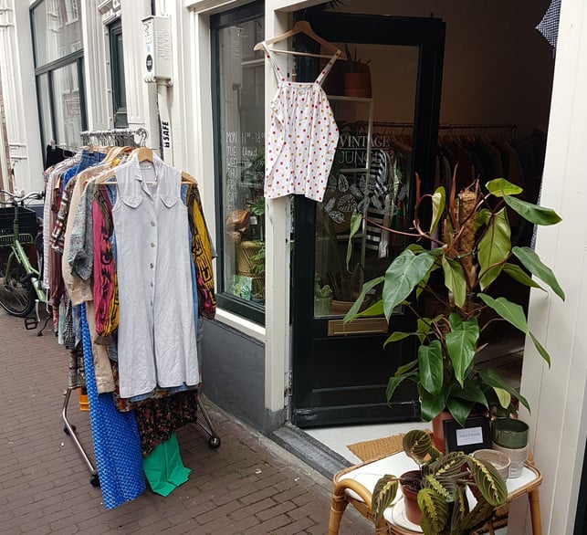 mit-gutem-gewissen-shoppen-amsterdam-bietet-einka-charlotte-g-utopia-180821_download Mit gutem Gewissen Shoppen: Amsterdam bietet Einkaufsvergnügen für Umweltbewusste.