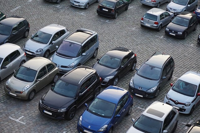 um-ein-neues-auto-anzumelden-gehst-du-aehnlich-vor-cc0-pixabay-fill-240701_download Um ein neues Auto anzumelden, gehst du ähnlich vor wie bei der Abmeldung.