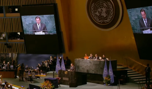 leonardo-dicaprio-in-before-the-flood-screenshot-trailer-210107_download Leonardo DiCaprio in "Before the Flood"