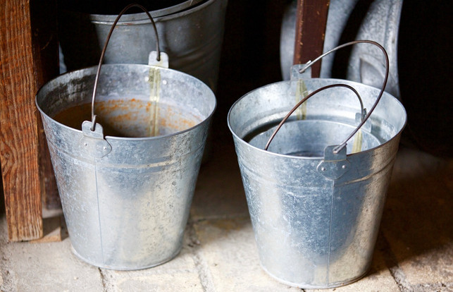 mit-dem-eimer-experiment-untersuchten-forschende-cc0-pixabay-tjena-230402_download Mit dem Eimer-Experiment untersuchten Forschende, ob und warum Menschen präkrastinieren.