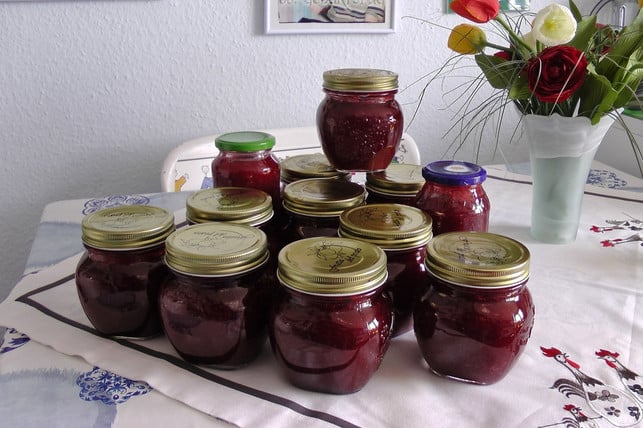 erdbeermarmelade-kannst-du-auch-ohne-gelierzucker-cc0-public-domain-pixabay-regenwolke0-171030_download Erdbeermarmelade kannst du auch ohne Gelierzucker kochen.