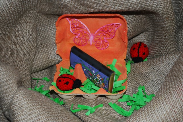 einen-leeren-eierkarton-kannst-du-in-ein-buntes-os-melanie-von-daake-utopia-180222_download Mit einem leeren Eierkarton kannst du ein buntes Osternest basteln.