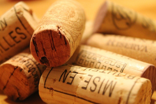 der-nabu-ruft-dazu-auf-korken-zu-sammeln-um-sie-cc0-pixabay-445693-200828_download Der NABU ruft dazu auf, Korken zu sammeln, um sie dann wieder in den Stoffkreislauf einzuführen.