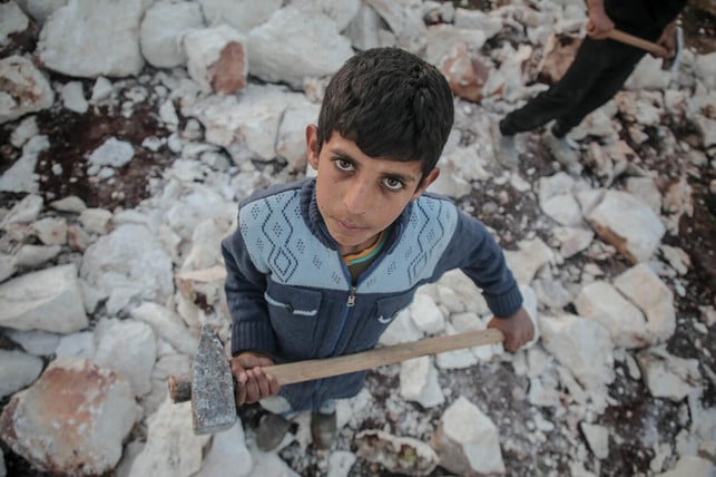 kinderarbeit-ist-leider-keine-seltenheit-auch-in-cc0pexelskhaled-akacha-220923_download Kinderarbeit ist leider keine Seltenheit; auch in Minen.