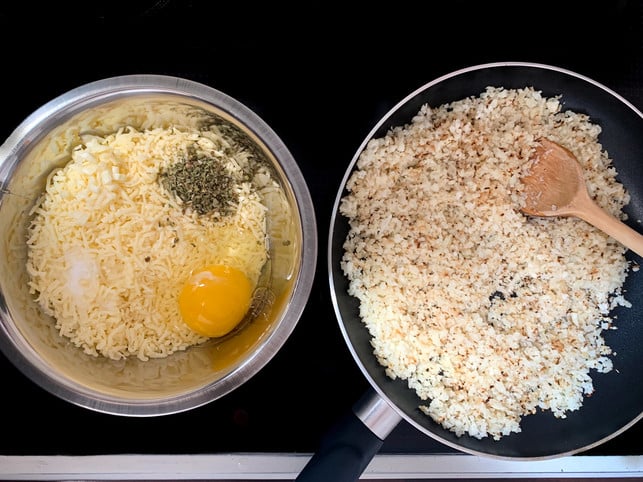 die-zubereitung-einer-blumenkohlpizza-ist-ganz-ein-baab-utopia-200528_download Die Zubereitung einer Blumenkohlpizza ist ganz einfach.