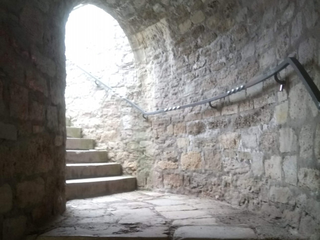 auch-treppensteigen-verbessert-deine-koerperhaltung-utopia-maren-martini-200228_download Auch Treppensteigen verbessert deine Körperhaltung.