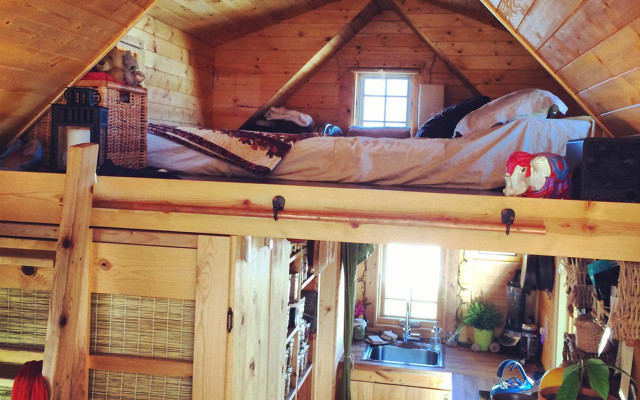 150728-tiny-tack-house11_ku_christopher-tack_1280x800