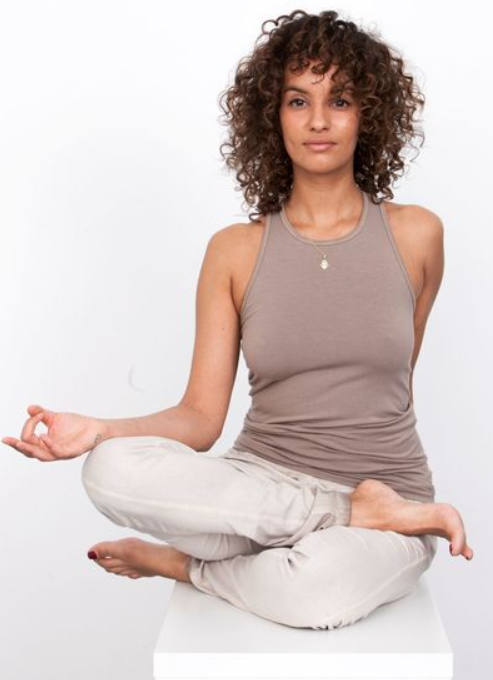 nachhaltige-yogakleidung-sales-avocadostore-271222 Nachhaltige Yogakleidung Sales