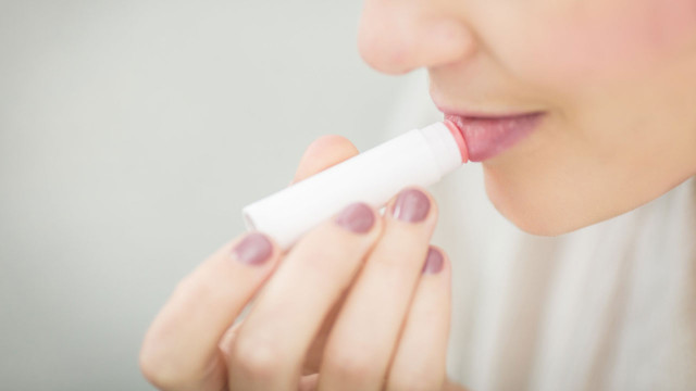 lippenbalsam-suechtig-pb Kann Lippenbalsam süchtig machen?