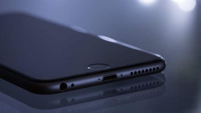 flugmodus-smartphone-cc0--pixabay--pexels-251003 Flugmodus smartphone
