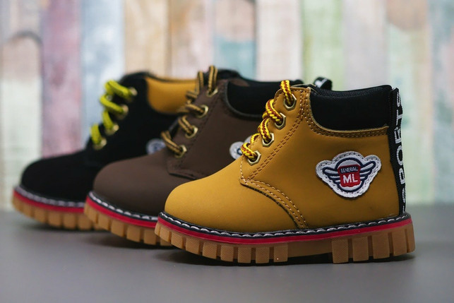 wenn-du-deine-schuhe-ausreichend-reinigst-und-pfle-cc0-pixabay-alexas_fotos-211021_download Wenn du deine Schuhe ausreichend reinigst und pflegst, kannst du sie lange erhalten.
