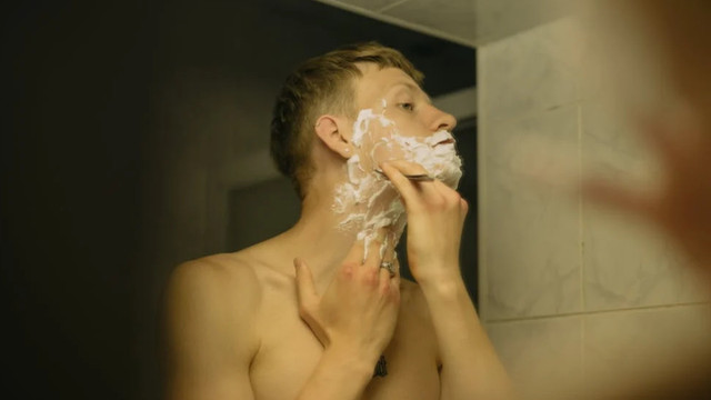 rasur-stiwa-e-cottonbro-studio-241119 Rasieren: Welche Rasierer überzeugen bei Stiftung Warentest?