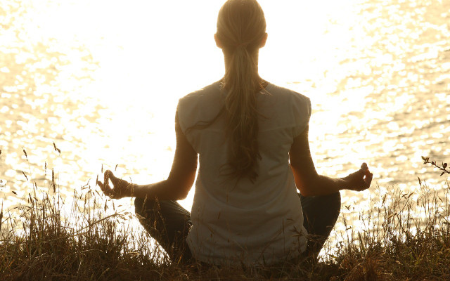 yoga-hilft-dir-stress-abzubauen-cc0-pixabay-pexels-180330 Yoga hilft, dir Stress abzubauen.