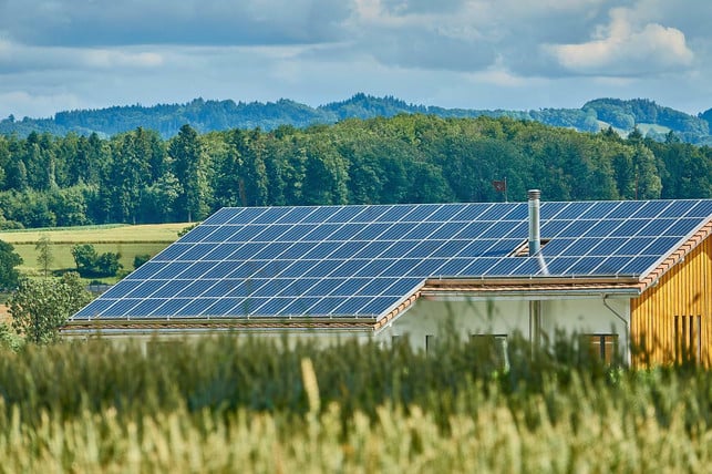 nutze-solarthermie-um-gas-zu-sparen-cc0-pixabay-royburi-220531_download Nutze Solarthermie, um Gas zu sparen.