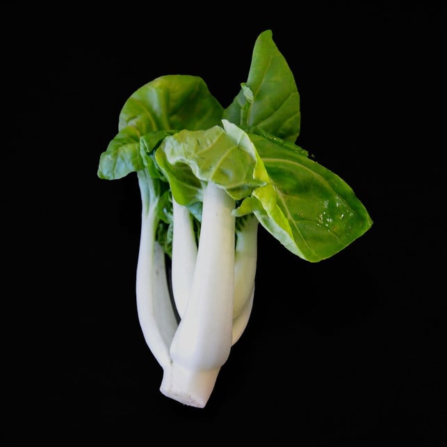 pak-choi-roh-zu-essen-erhaelt-besonders-viele-seine-cc0-pixabay-hansbenn-210622_download Pak Choi roh enthält besonders viele seiner wertvollen Nährstoffe.