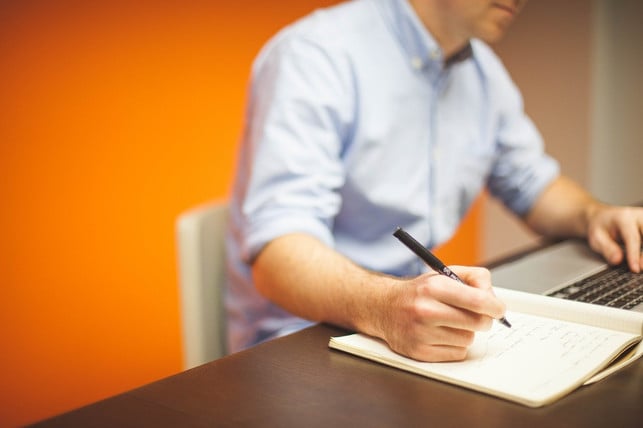 durch-quiet-hiring-koennen-talente-und-faehigkeiten-cc0-pixabay-startupstockphotos-230413_download Durch Quiet Hiring können Talente und Fähigkeiten ausgebaut werden.