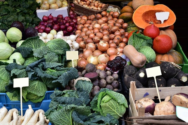 viele-vitamine-kannst-du-ueber-wintergemuese-abdecke-cc0-pixabay-ulleo-220107_download Viele Vitamine kannst du über Wintergemüse abdecken.