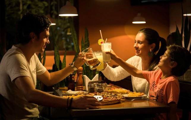 Macht spätes Abendessen dick? Was du wissen musst Macht spätes Abendessen dick?