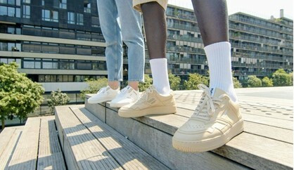 die-neuen-moea-sneakers-bestehen-zu-teilen-aus-rec-moea-210630_download Die neuen MoEa-Sneakers bestehen zu Teilen aus recycelten Obst- und Pflanzenresten.