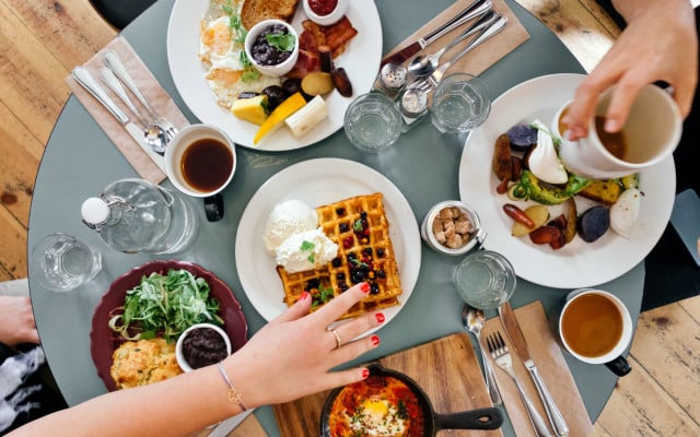 Lebensmittelverschwendung vermeiden – gemeinsam essen Lebensmittelverschwendung vermeiden – gemeinsam essen