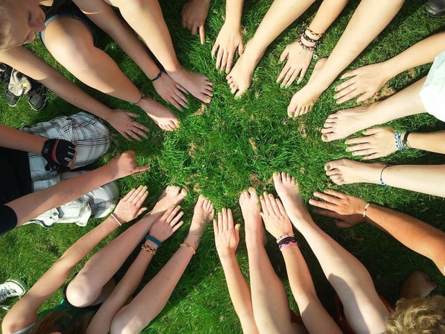 fuer-ein-grosses-spendenprojekt-brauchst-du-ein-team-cc0-pixabay-vait_mcright-200726_download Für ein großes Spendenprojekt brauchst du ein Team.