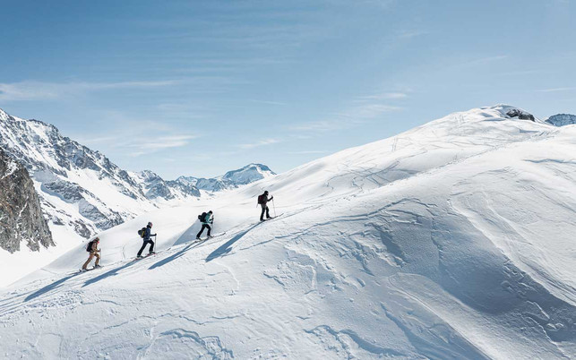 1280x800_LIFESTYLE_TOURING_17 Langlebigkeit bei Outdoor-Kleidung