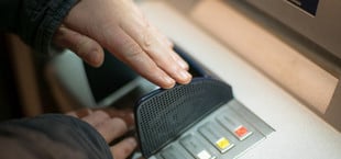 geldautomat bankautomat eu gesetz bfsg