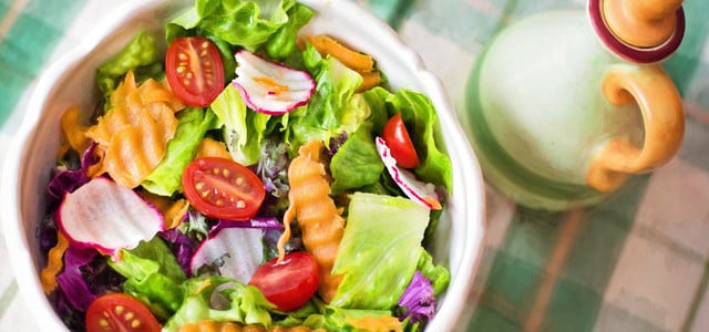 Salat vor oder nach dem Essen