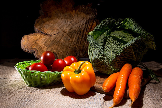 ribollita-wird-mit-verschiedenen-gemuesesorten-zube-cc0-pixabay-falconp4-200218_download Ribollita enthält neben altem Brot verschiedene Gemüsesorten.