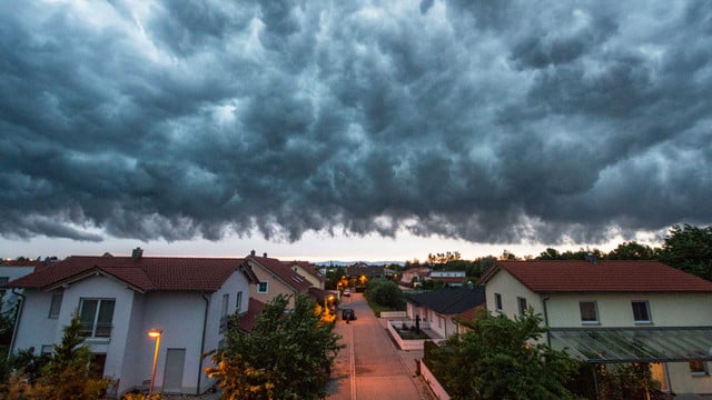 So schützt du deinen Keller bei Starkregen vorm Überfluten: Versicherung zahlt nicht immer So schützt du deinen Keller bei Starkregen vorm Überfluten: Versicherung zahlt nicht immer