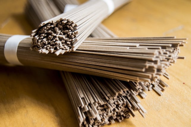 glutenunvertraeglichkeit-muss-nicht-verzicht-auf-pa-cc0-pixabay-daeron-180308_download Buchweizenmehl ist ein glutenfreies Mehl, das unter anderem in der französischen Küche beliebt ist.