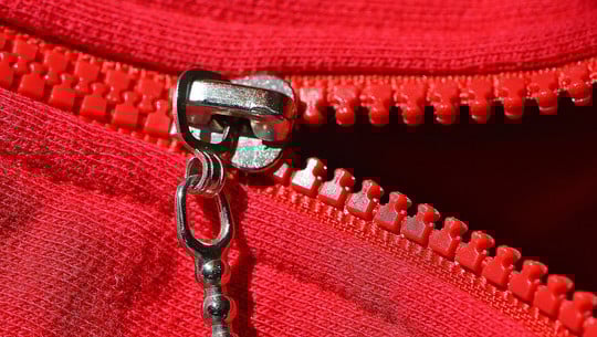 reissverschluss-cc0-pixabay-alexas_fotos-180221 Reißverschluss