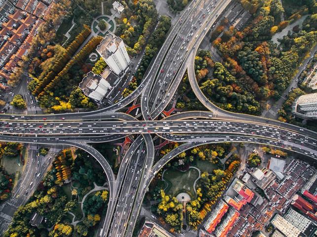 subventionen-foerdern-den-uebermaessigen-autoverkehr-cc0pixabaypexels-190930_download Subventionen fördern den übermäßigen Autoverkehr.